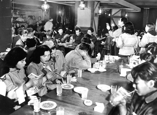 カフェと喫茶店・純喫茶の違いとは？今は法律上の違いがなくなった？