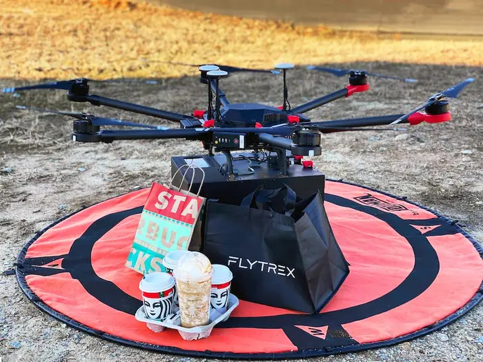 スタバが挑むコーヒーデリバリー（ドローン配送）と品質維持の裏側